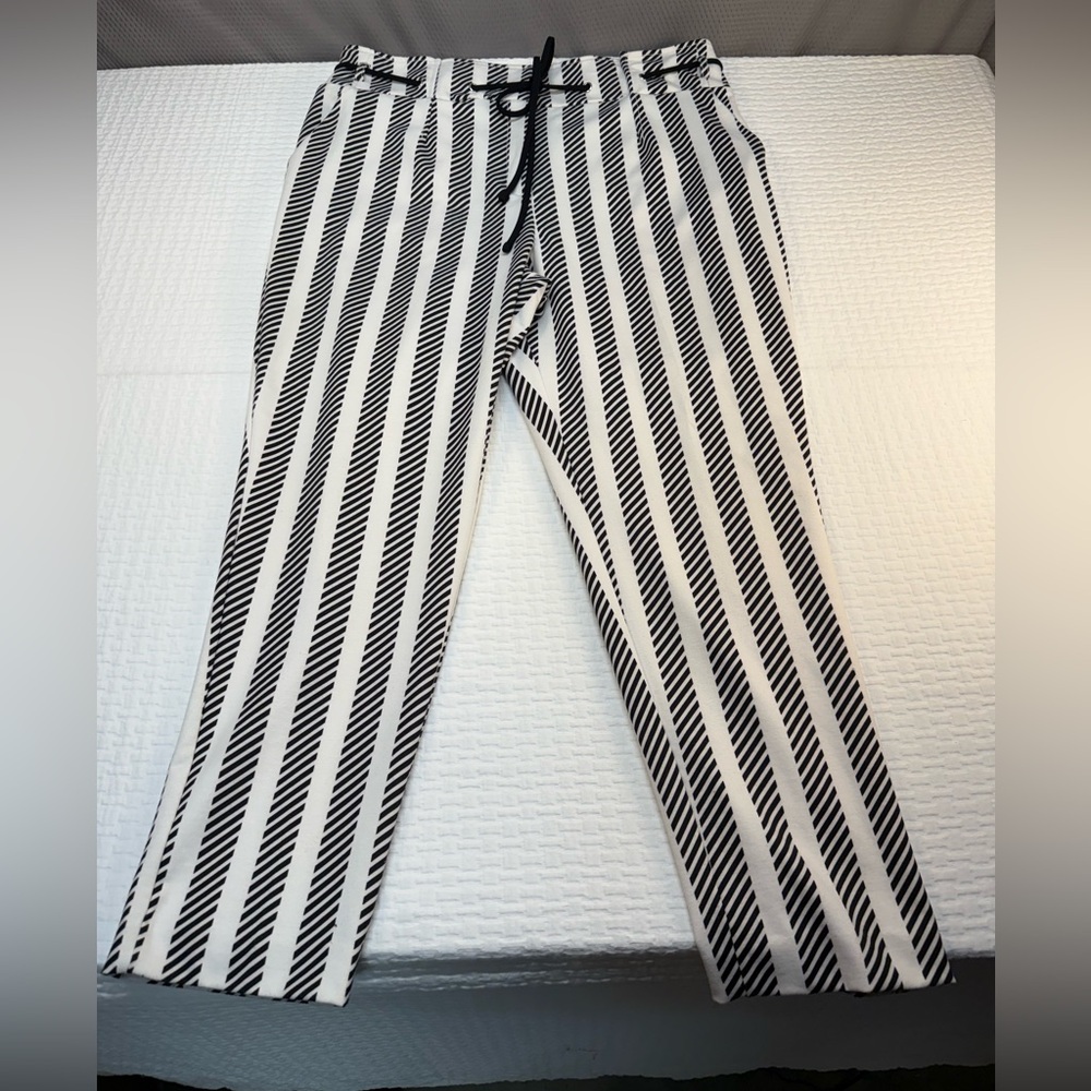 7Avenue Black and White Striped High Waisted Dress Pants